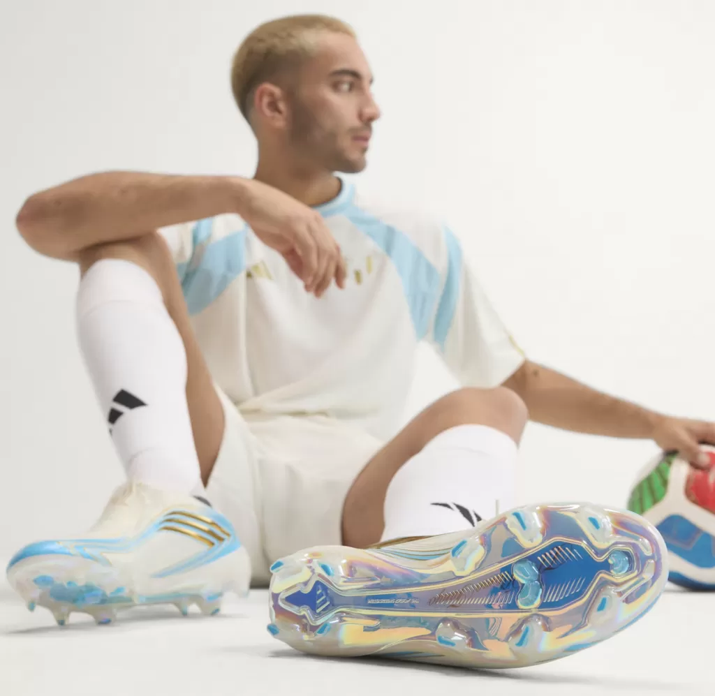 Бутcы профессиональные Adidas F50 Hyperfast Messi Elite FG